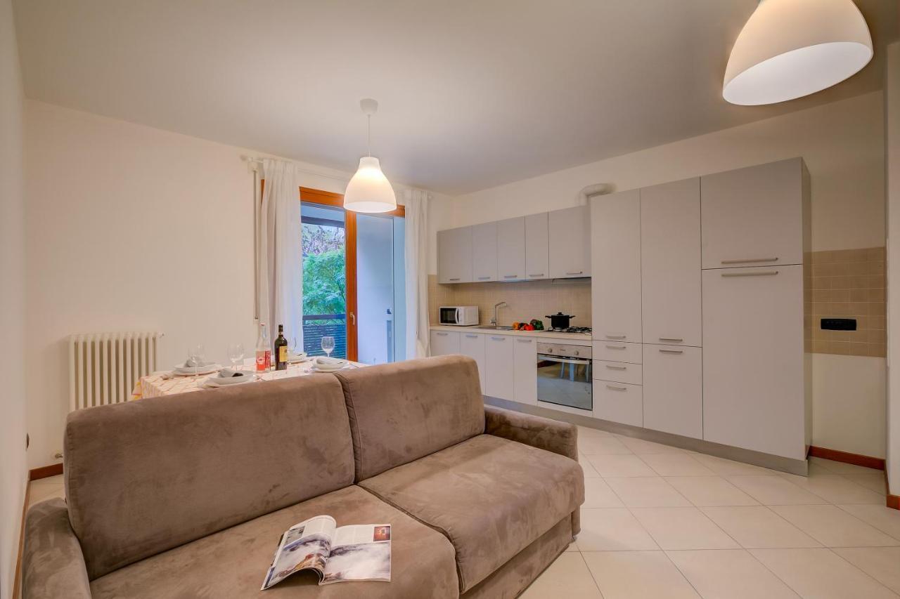 Magnolia - Happy Rentals Laveno-Mombello Ngoại thất bức ảnh